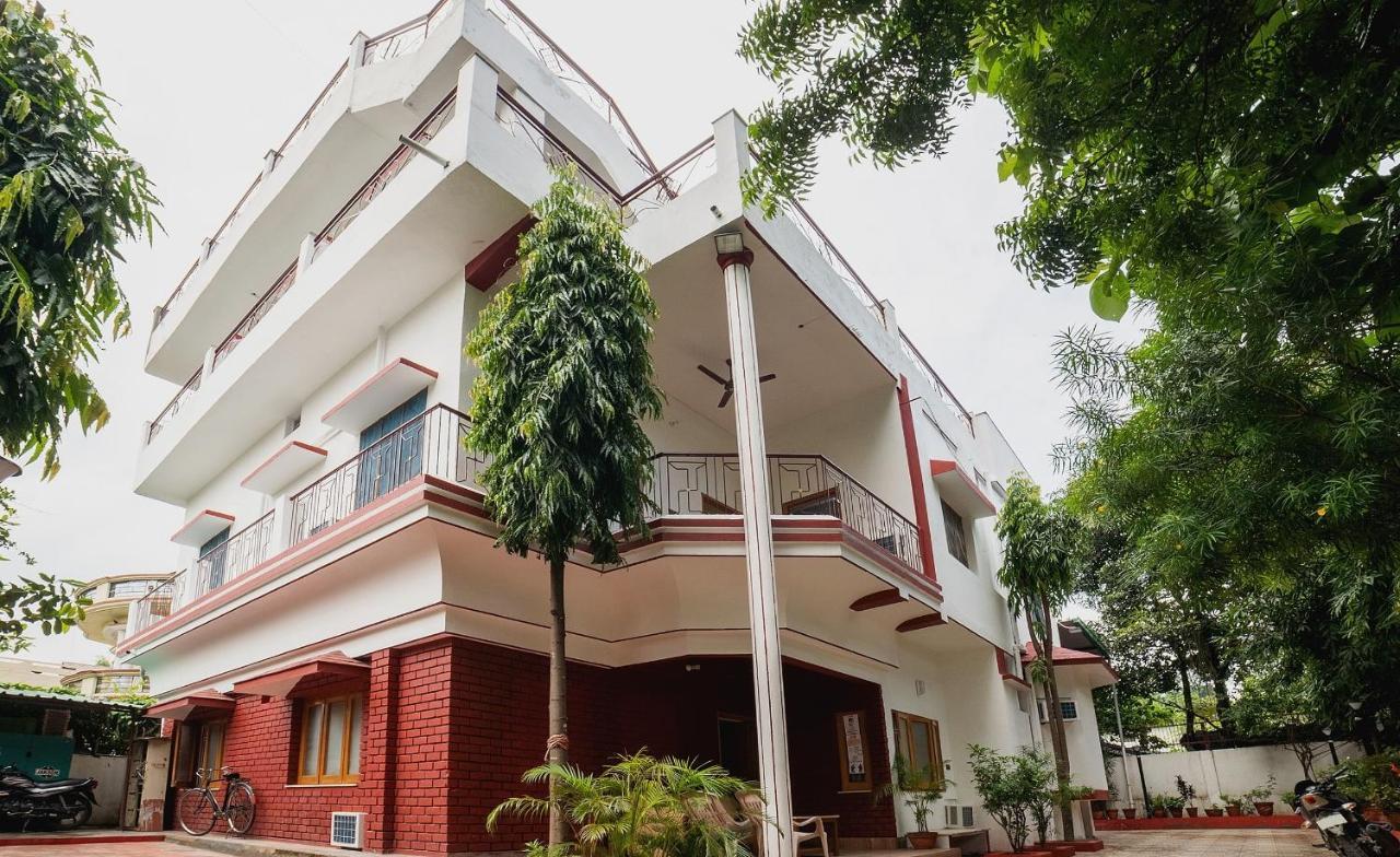 Hotel O Home Gautam Homestay Dehradun Exterior photo