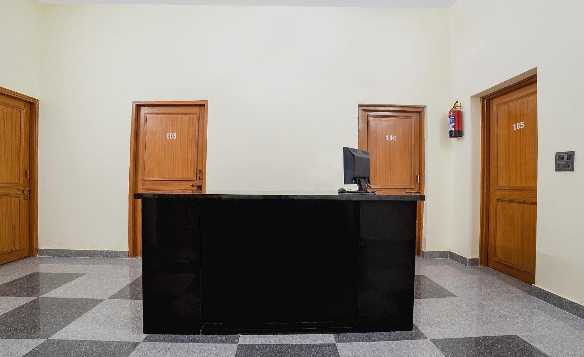 Hotel O Home Gautam Homestay Dehradun Exterior photo